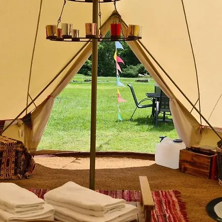 Park Farm Holidays Glamping Lyndhurst Exterior photo