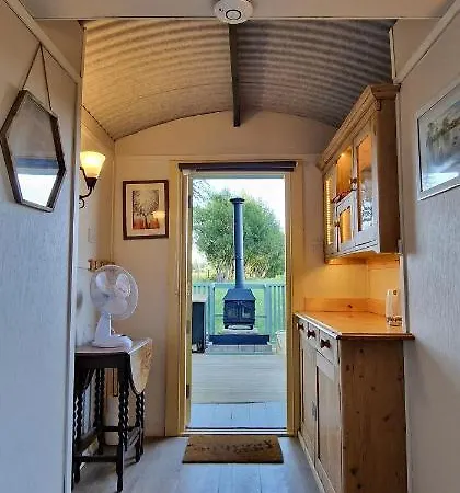 Park Farm Holidays Glamping Lyndhurst Exterior photo