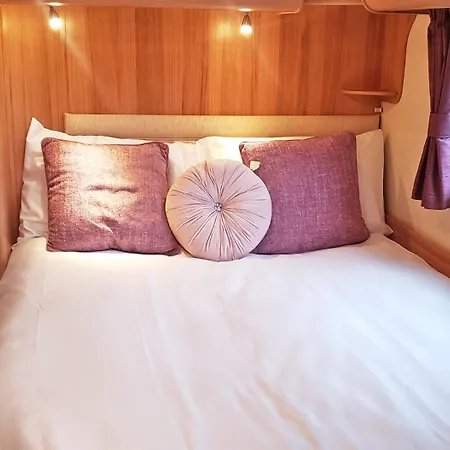 Park Farm Holidays Glamping Lyndhurst Exterior photo