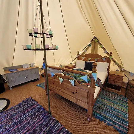 Park Farm Holidays Glamping Lyndhurst Exterior photo